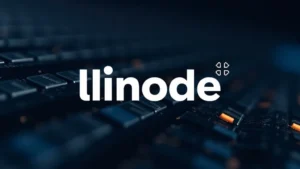 The image shows a modern interface displaying cloud server configurations for a web hosting review.